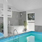 Сasa de vacaciones Gorgeous In With Sauna *