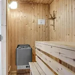 Gorgeous In With Sauna
