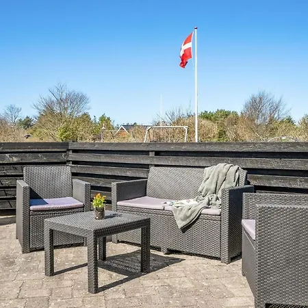 4 Bedroom Amazing In *