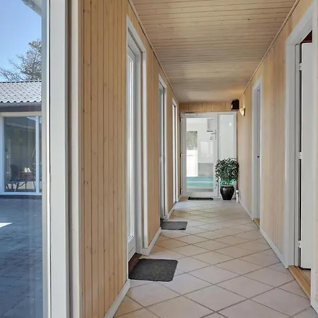 Holiday home 4 Bedroom Amazing In *